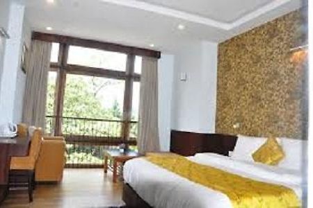The Golden Crest Hotel Gangtok Exteriör bild